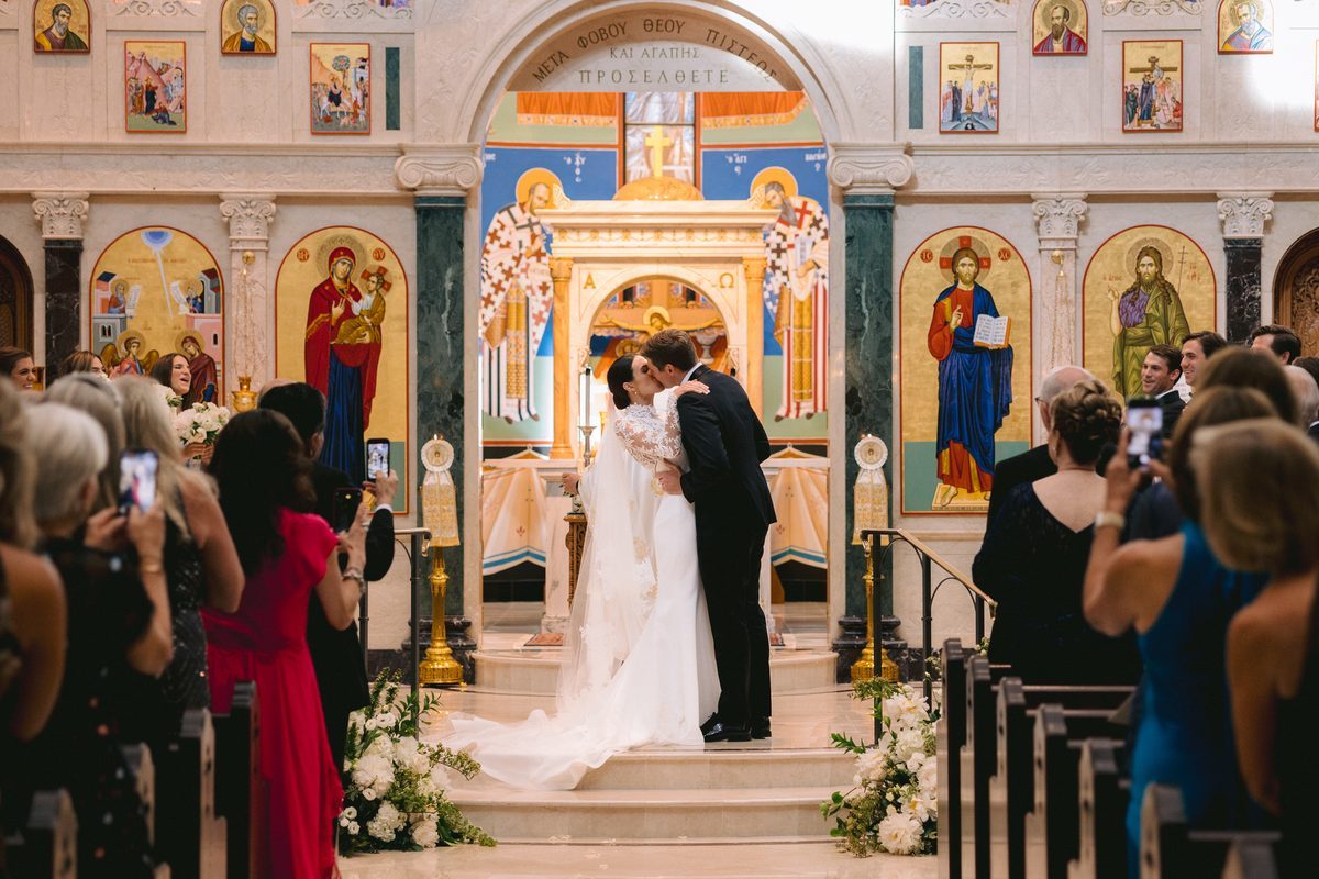 Candlelit reception dinner at luxury wedding venue Houston