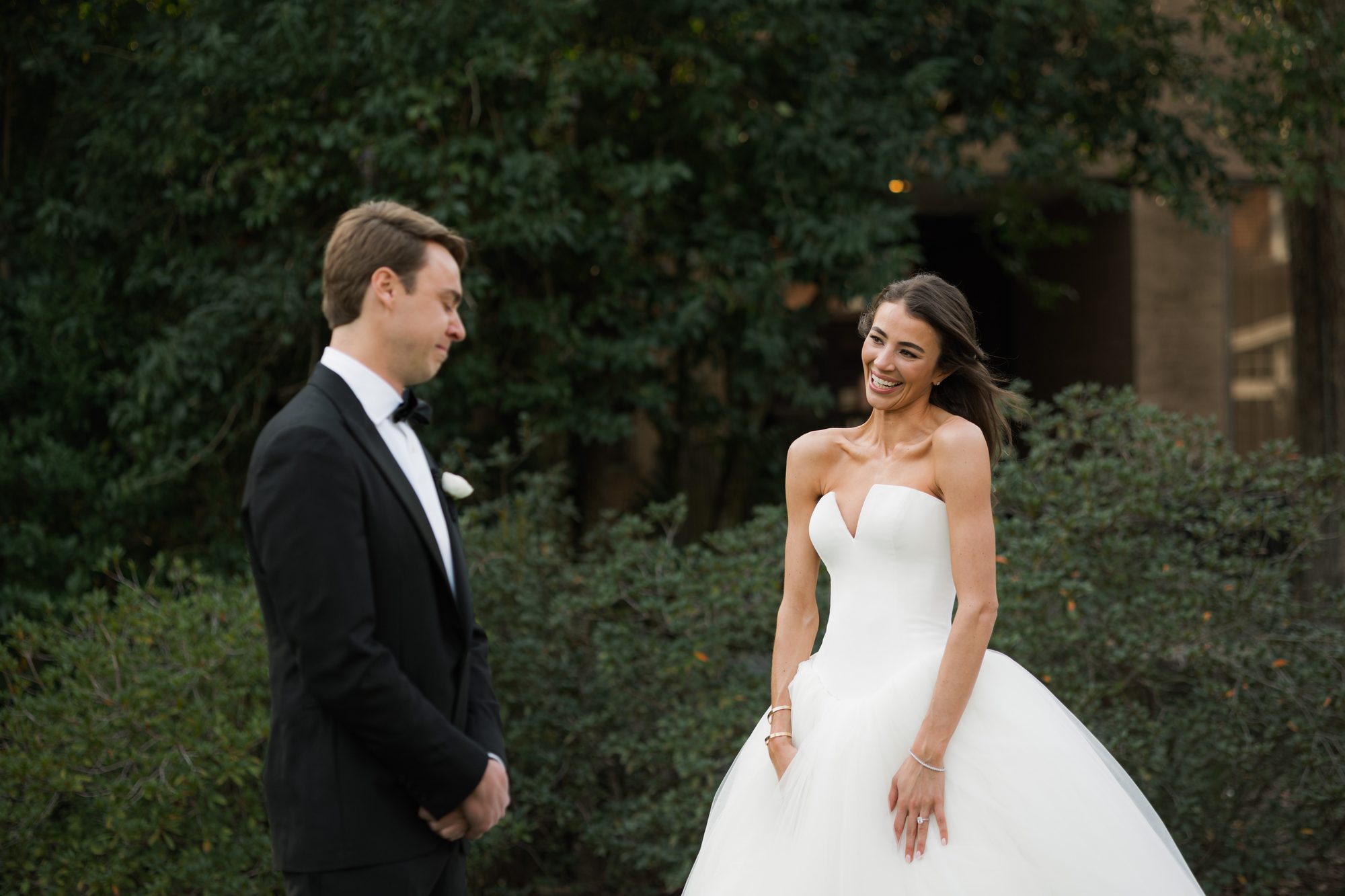 First look moment at The Houstonian Hotel Houston  -  Marco Wang Photography